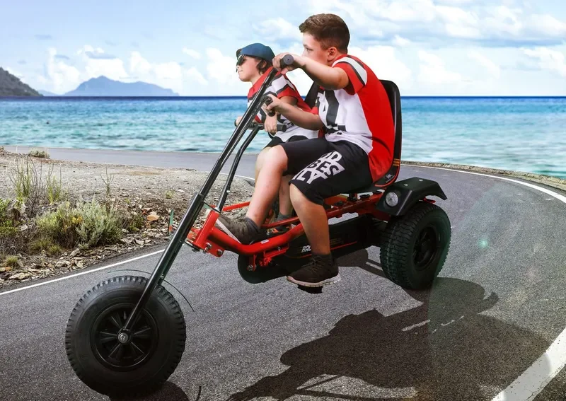 24_Montage_Malik_Yasin_2Rider_BF1-ea31d3c4-800w