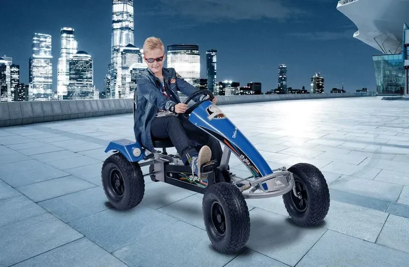 47_Montage_Stylez-a1a5dc31-800w